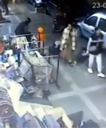 Avcılar'da Bebek Kıyafeti Hırsızlığı