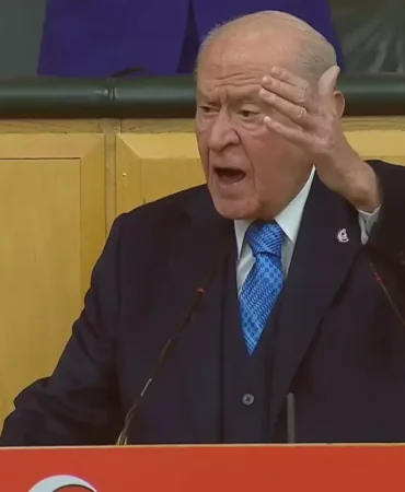 Bahçeli'nin Kürtlerle ilgili sözleri parti grubunda ayakta alkışlandı