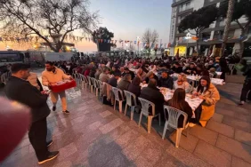 Dikili'de Yoğun Katılımlı İftar Programı Düzenlendi