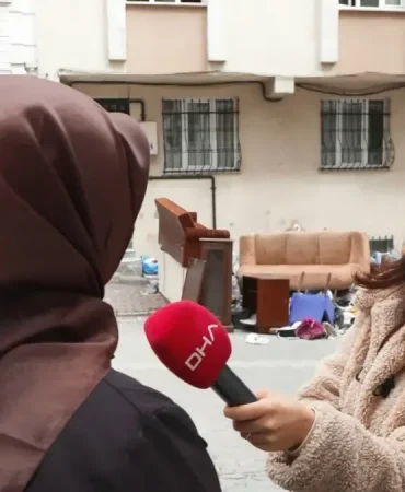 Kiracı Eşyaları Sokağa Atıldı