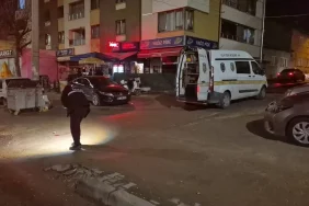 Eskişehir'de Markette Bıçaklı Kavga: 2 Yaralı
