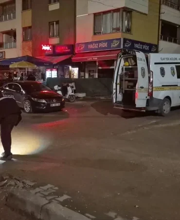 Eskişehir'de Markette Bıçaklı Kavga: 2 Yaralı