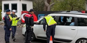 Jandarma'dan Bayram İkramı