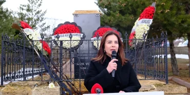 Aşık Veysel 53. yılında anıldı