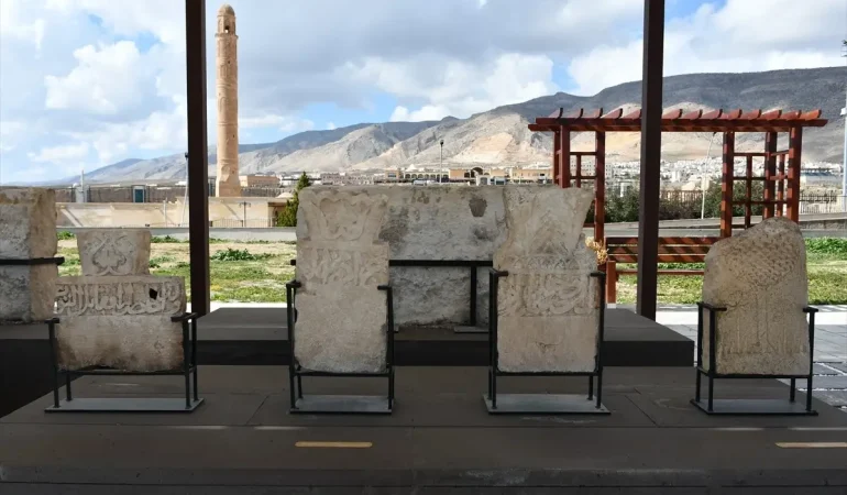 Hasankeyf'te 147 Tarihi Eser Ziyaretçilere Sunuldu