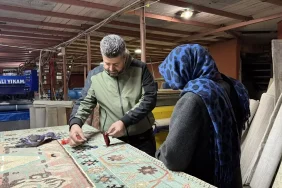 Halı Yıkama İşletmecisi Altınları Sahibine Teslim Etti