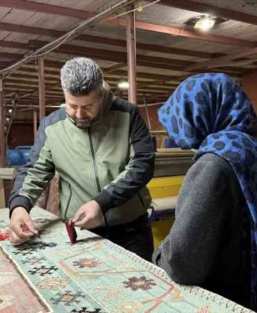 Halı Yıkama İşletmecisi Altınları Sahibine Teslim Etti