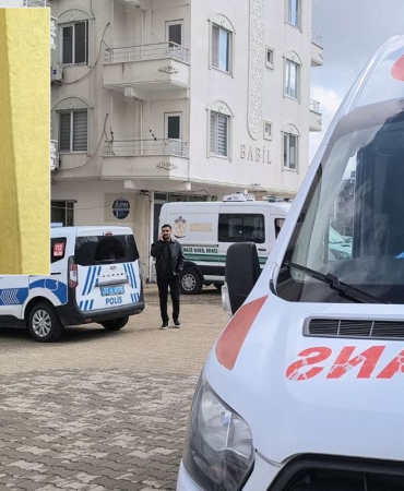 Ayşegül öğretmenin acı sonu! Kapıyı kırıp içeri girince korkunç manzarayla karşılaştılar