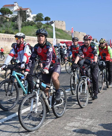 Çanakkale'de 1050 Bisikletli Şehitlere Saygı Sürüşü Gerçekleştirildi