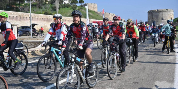 Çanakkale'de 1050 Bisikletli Şehitlere Saygı Sürüşü Gerçekleştirildi