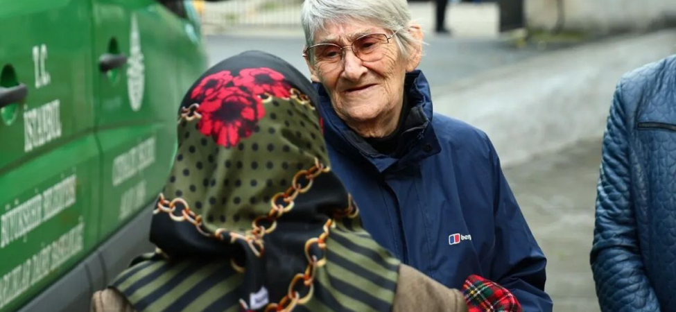 Canan Karatay eşinin vefatından sonra yaşadığı acıyı anlattı: Üzüntüden dişlerim döküldü