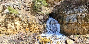 Depremden 3 Yıl Sonra Su Kaynağı Yeniden Akladı