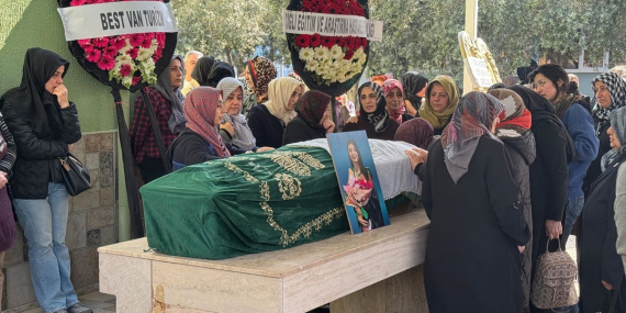 Acı Vedalaşma: Doktor Beyza Nur Pürmüs Defnedildi