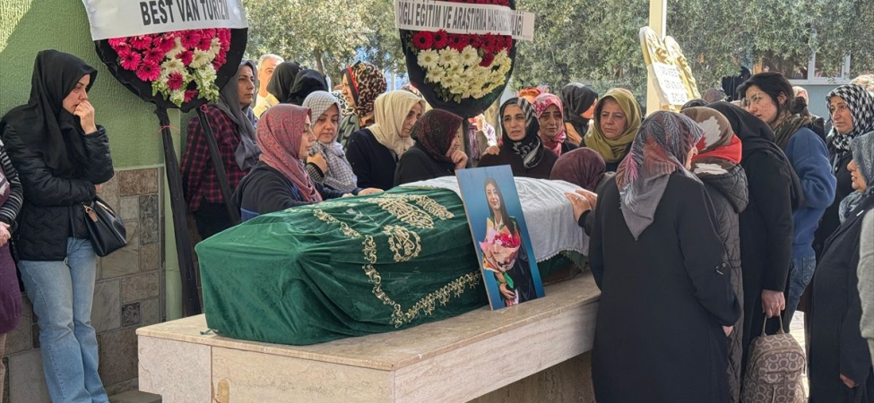 Acı Vedalaşma: Doktor Beyza Nur Pürmüs Defnedildi