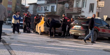 Malatya'da Bıçaklı Kavga: Baba ve Oğlu Yaralı