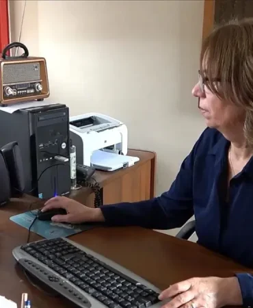 Sosyal Medya Evlilikleri Yıpratıyor