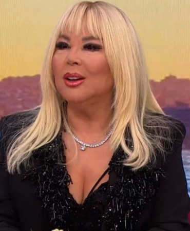 Safiye Soyman estetik sonrası yeni görünümünü paylaştı