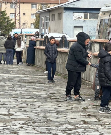 Van'da 5,2 Büyüklüğünde Deprem